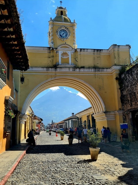 Antigua med barn