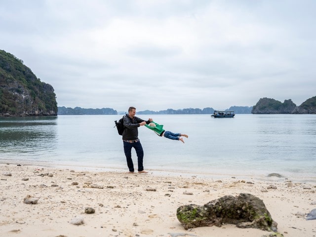 Ha Long Bay med barn